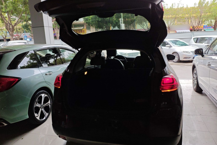 雪铁龙 雪铁龙C3-XR 2015 汽车图片 #21