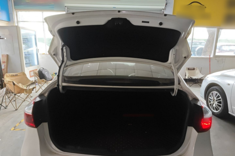 Kia K3 2017 #21 Kia K3 2017 car image #21