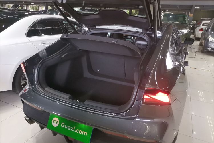 Changan UNI-V 2022 #21 Changan UNI-V 2022 car image #21