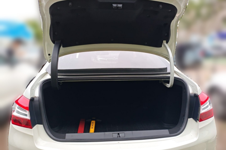 Peugeot 408 2016 car image #21