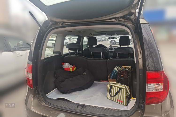 Skoda Yeti 2015 immagine di auto #21