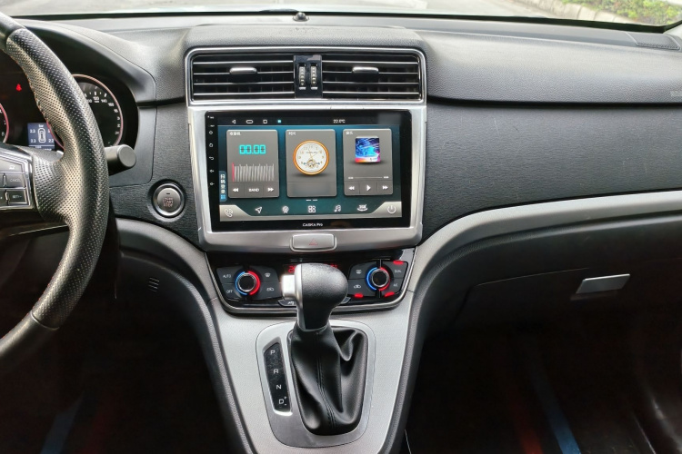 Haval M6 2018 car image #21