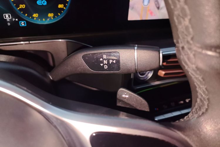Mercedes-Benz 2022 car image #21