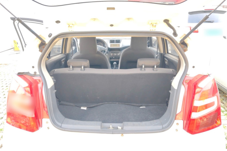 Suzuki 2015 car image #21