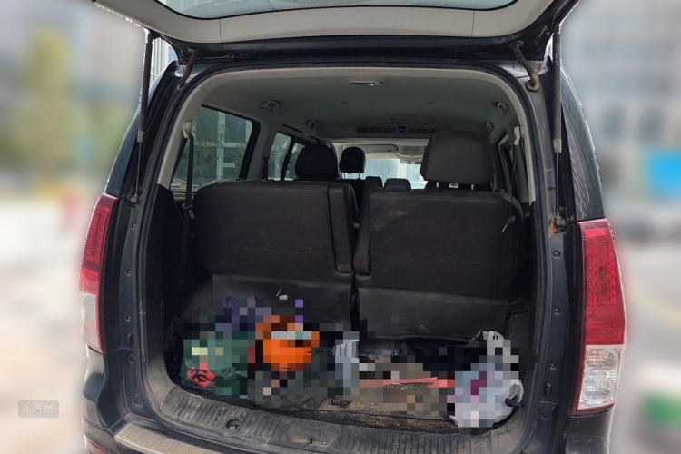 Forthing Lingzhi PLUS 2022 car image #21