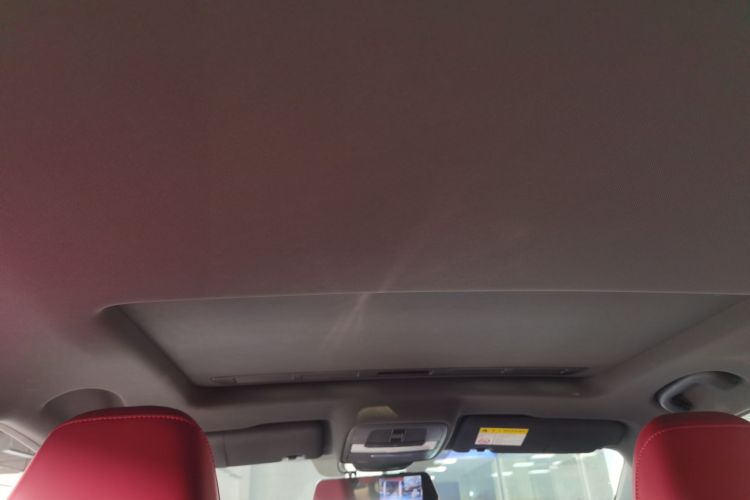 5 2021 #21 5 2021 immagine di auto #21