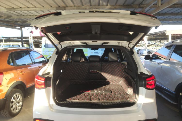 MG HS 2019 car image #21