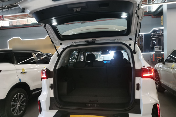 Jetour X70 2025 car image #21