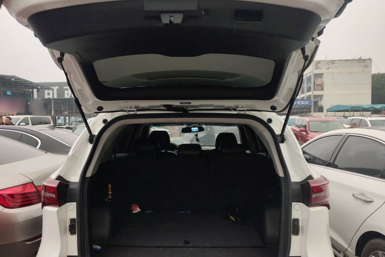 X70M 2020 #21 X70M 2020 car image #21