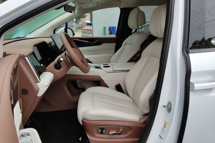 BYD Xia 2024 car image #21