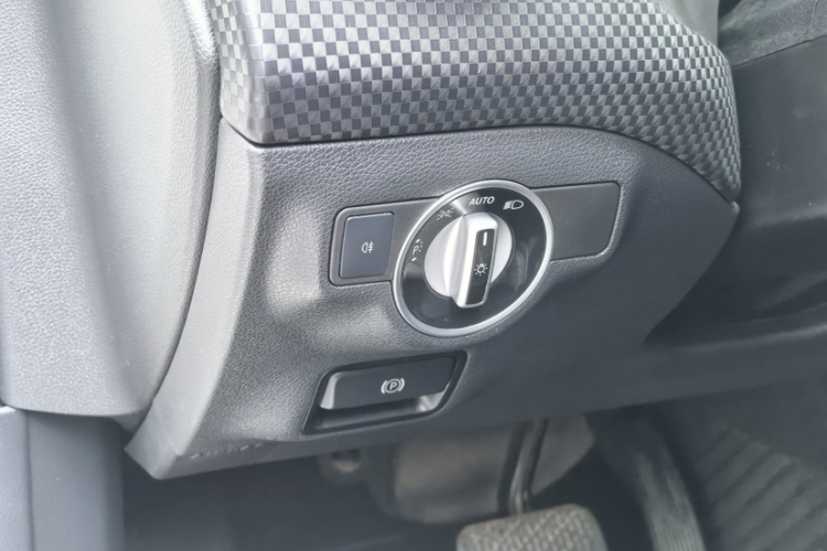 Mercedes-Benz A Class (Imported) 2017 #21 Mercedes-Benz A Class (Imported) 2017 car image #21