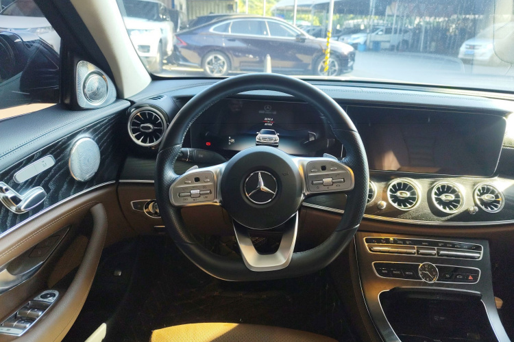 Mercedes-Benz E Class 2019 #21 Mercedes-Benz E Class 2019 car image #21