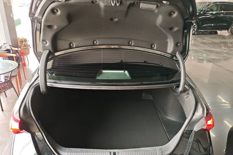 Toyota Avalon 2023 car image #21