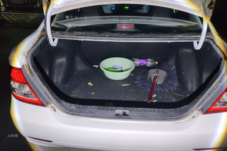 BYD F3 2018 car image #21