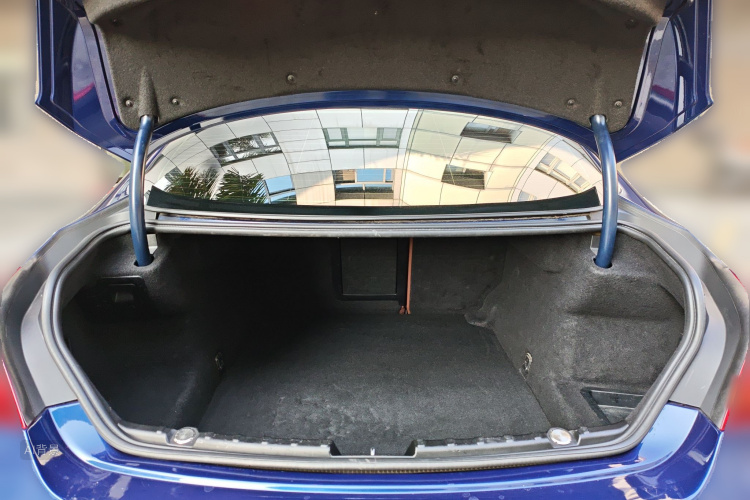 BMW 6 Series 2016 #21 BMW 6 Series 2016 car image #21