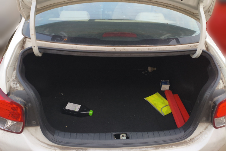 Hyundai Reina 2018 #21 Hyundai Reina 2018 car image #21