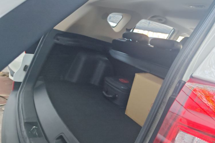 BYD Song New Energy 2018 #21 BYD Song New Energy 2018 car image #21