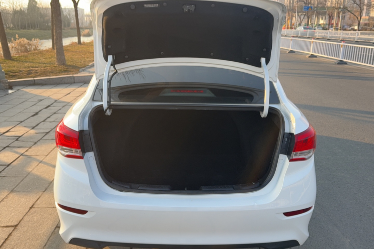 Changan Alsvin 2021 immagine di auto #21