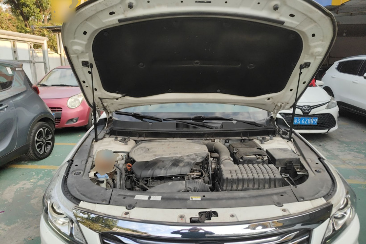 GAC Trumpchi GA8 2018 #21 GAC Trumpchi GA8 2018 car image #21