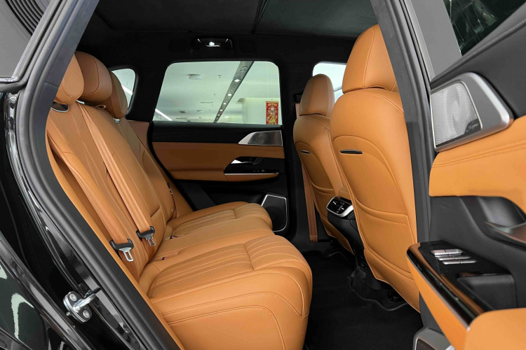 Xpeng G9 2025 immagine di auto #21