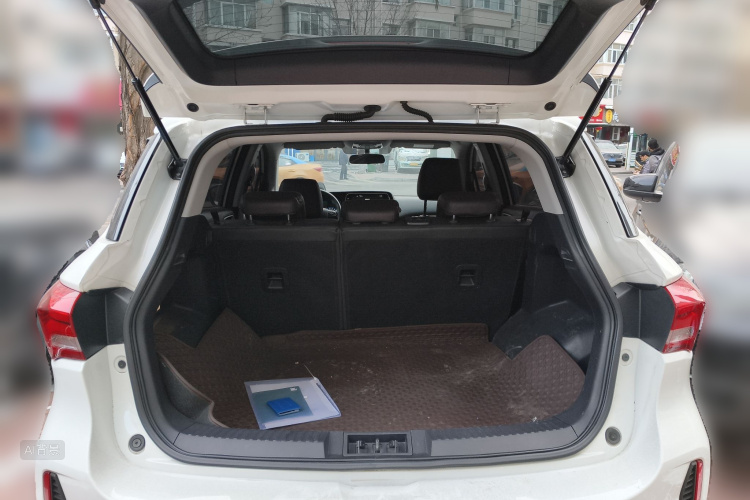 GAC ix4 2019 #21 GAC ix4 2019 car image #21