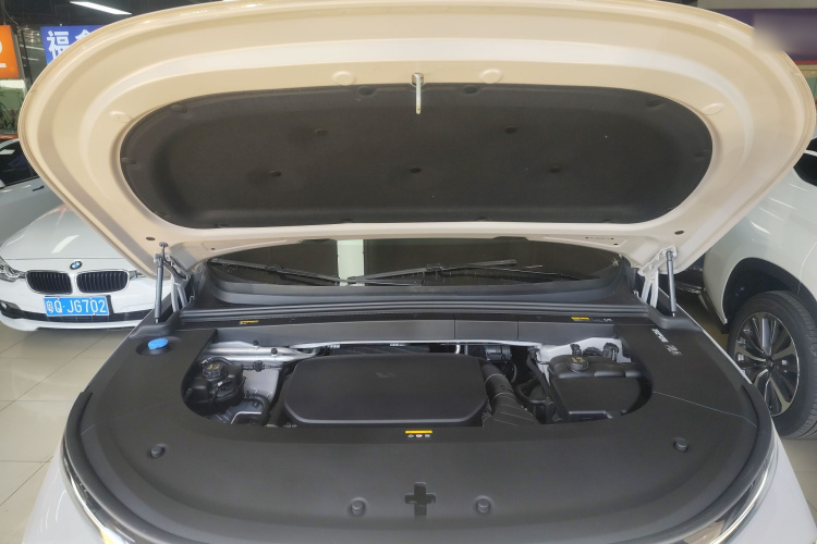 Li L6 2024 car image #21