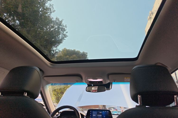 Chevrolet Charm 2021 car image #21