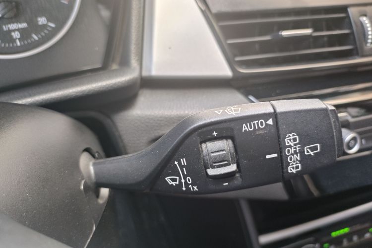 BMW 2 Series Tourer 2016 imagem de carro #21