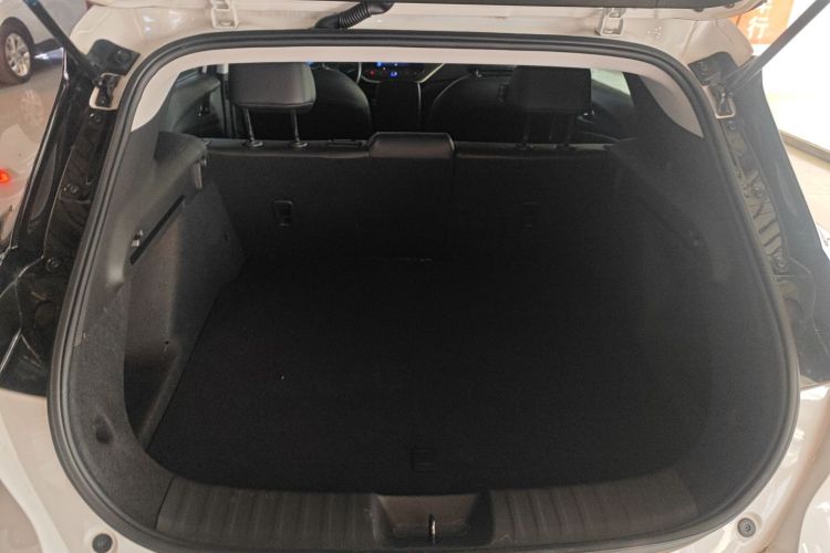 Chevrolet Charm 2023 car image #21