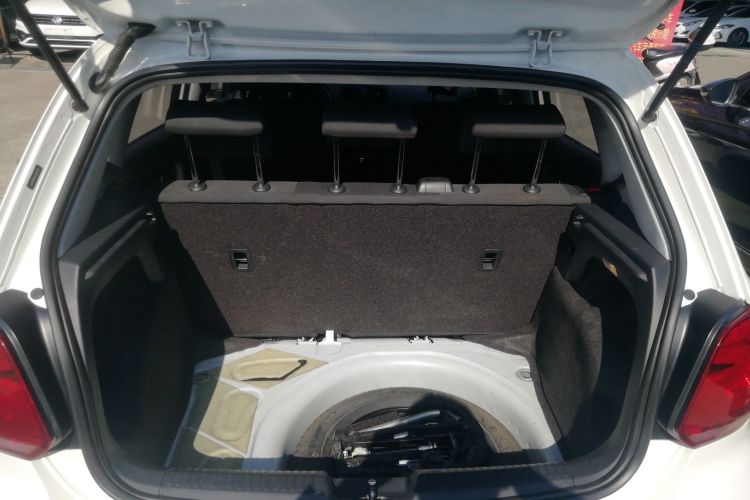 Polo 2018 car image #21