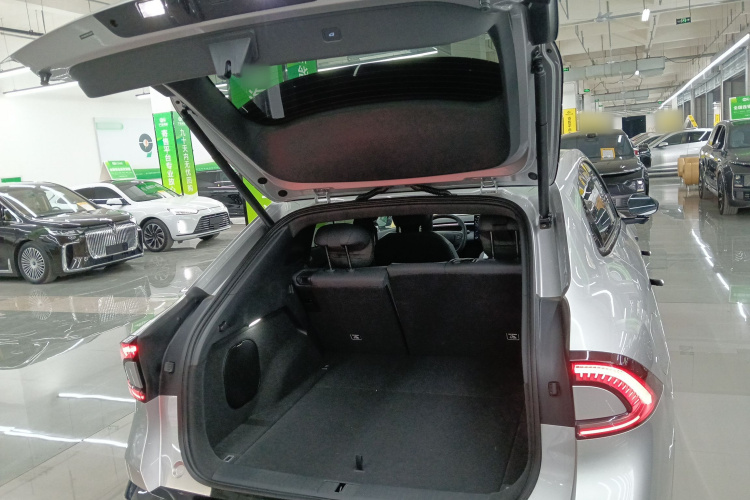 小鹏 2025 #21 小鹏 2025 汽车图片 #21