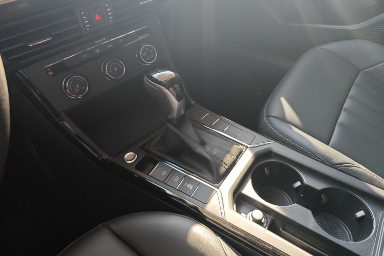 Volkswagen Passat 2024 #21 Volkswagen Passat 2024 immagine di auto #21