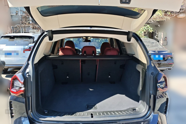 BMW iX3 2023 صورة سيارة #21