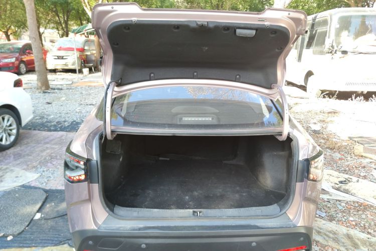 Toyota bZ3 2023 immagine di auto #21