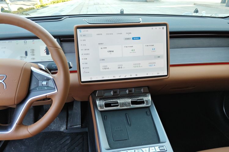 BYD HanL 2025 صورة سيارة #21