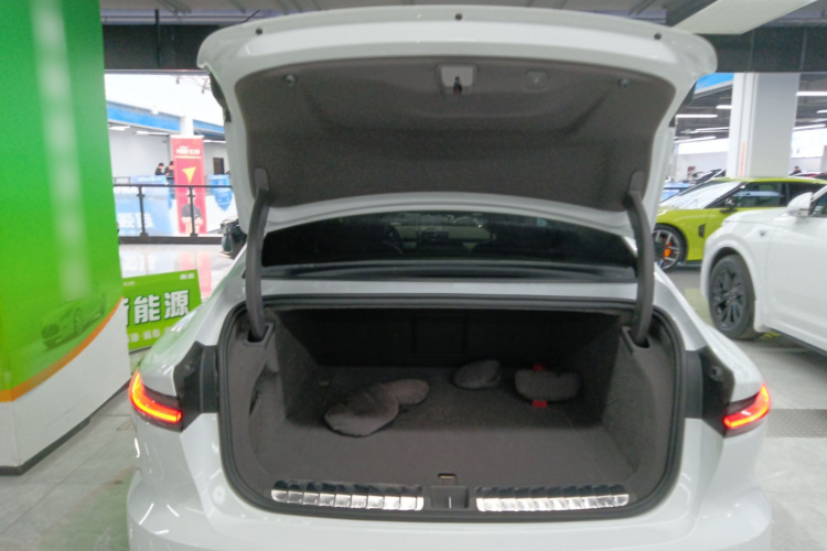 蔚来 蔚来ET7 2022 汽车图片 #21