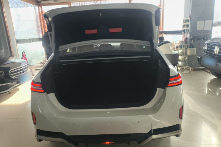 宝马 宝马i5 2025 汽车图片 #21