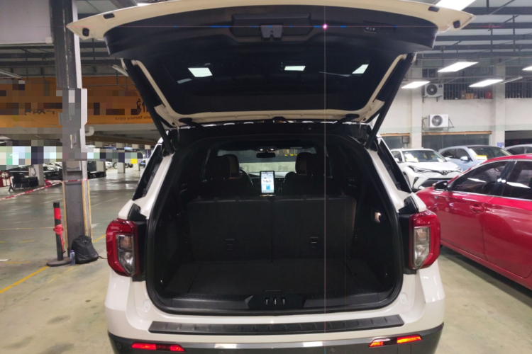 Ford Explorer 2020 car image #21