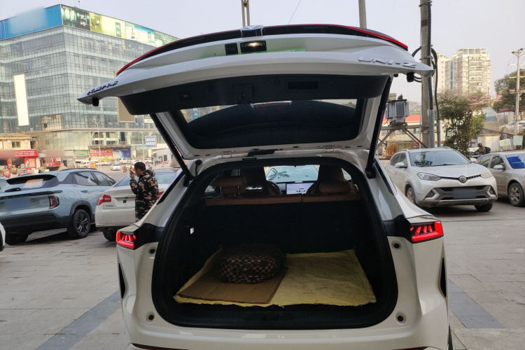 Changan UNI-Z 2025 #21 Changan UNI-Z 2025 car image #21