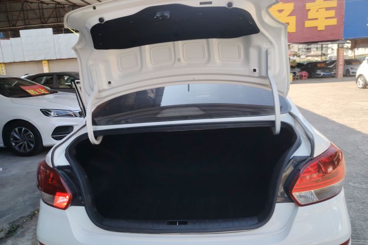 起亚 焕驰 2018 汽车图片 #21