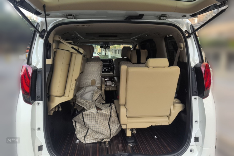 Toyota Alphard 2018 #21 Toyota Alphard 2018 car image #21