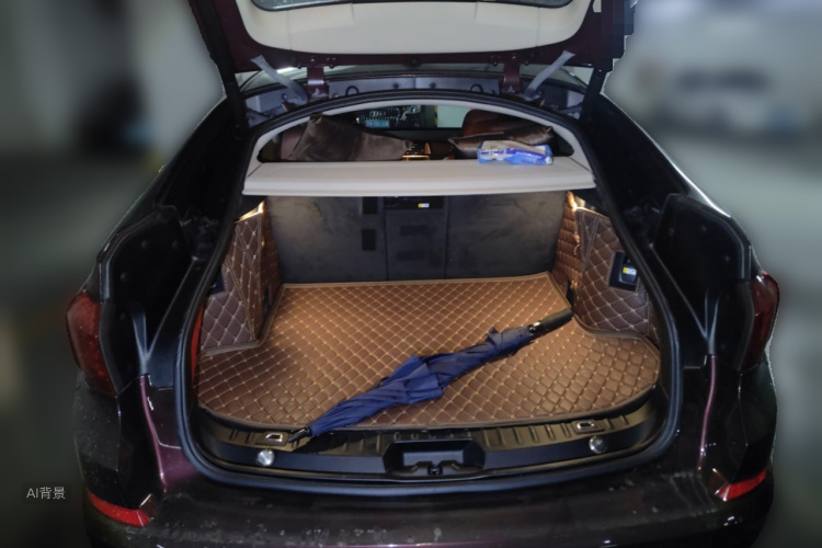 BMW 5 Series GT 2016 immagine di auto #21