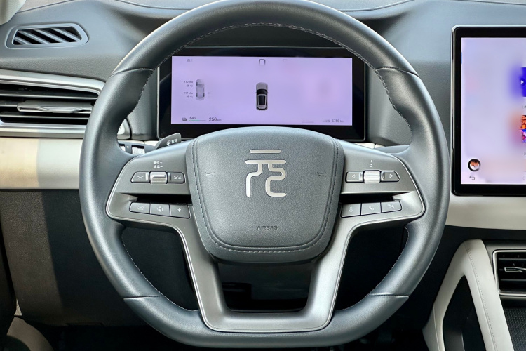 BYD YuanUP 2025 #21 BYD YuanUP 2025 car image #21