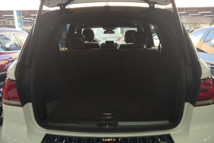 Mercedes-Benz GLE Class 2015 car image #21