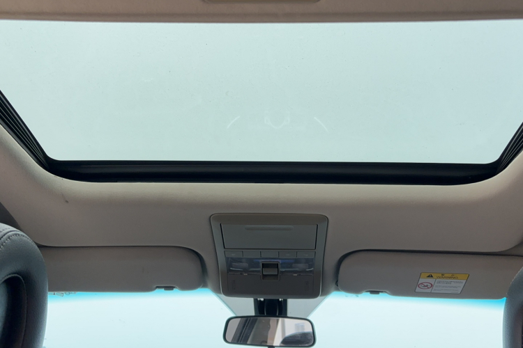 Chevrolet Captiva 2017 image de voiture #21