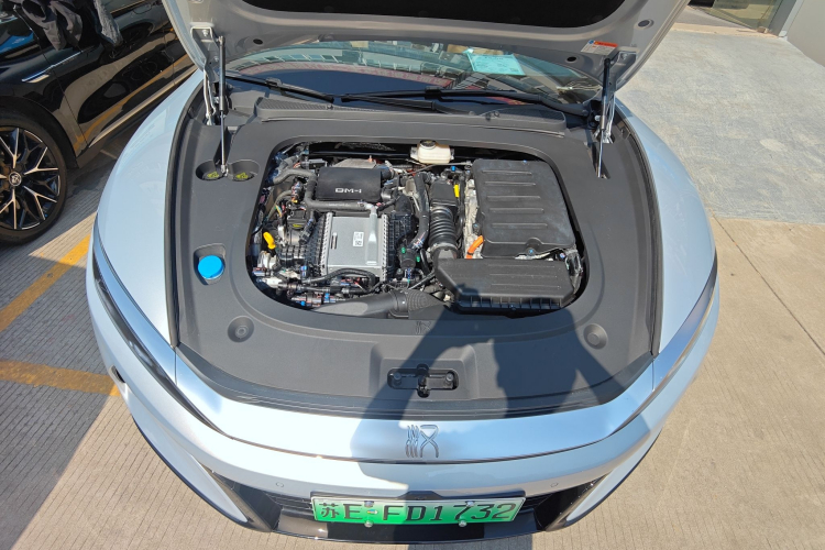 BYD HanL 2025 car image #21