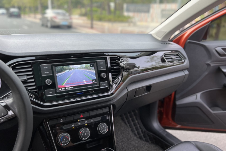 T-Roc 2018 car image #21