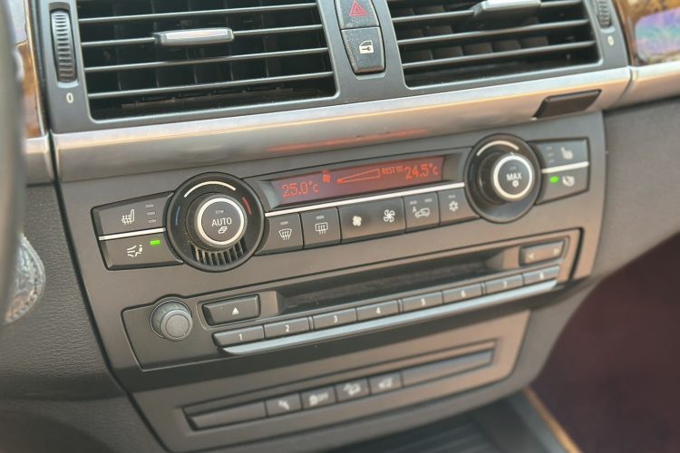 BMW X5 (Imported) 2012 صورة سيارة #21