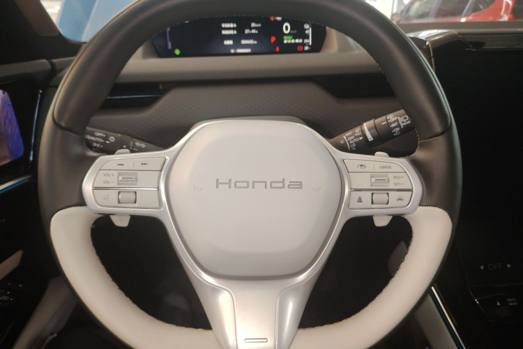 Honda S7 2025 #21 Honda S7 2025 car image #21