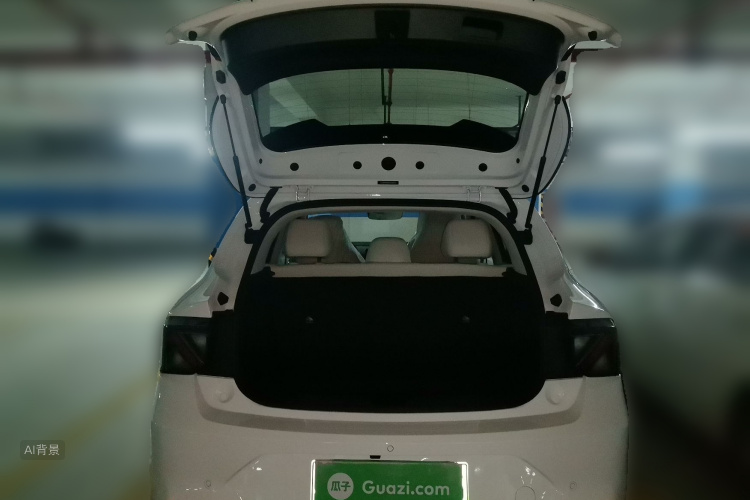 MG 4 EV 2025 immagine di auto #21